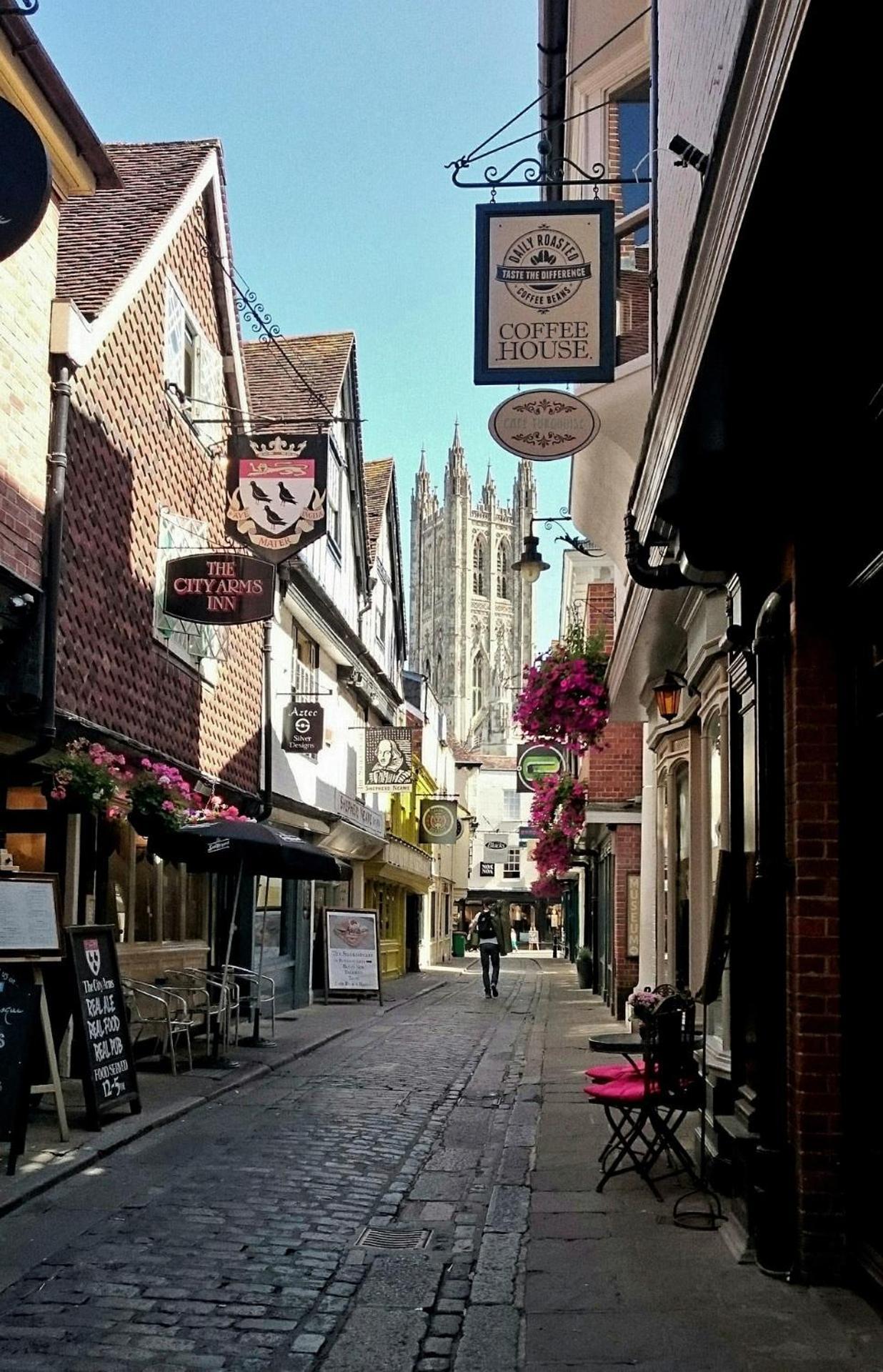 Luxury 2 Bedroom City Centre Apartment - Secure Parking - Amazing Location! Canterbury Esterno foto